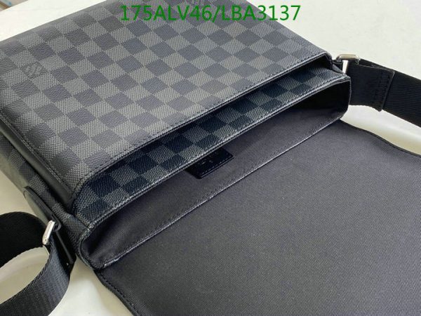 Louis Vuitton 1:1 Mirror Replica District MM Shoulder Messenger Bag LBA3137763459