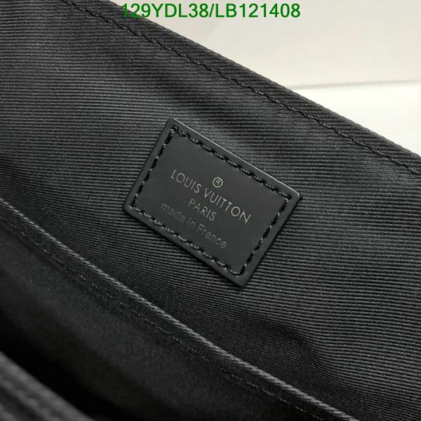 Louis Vuitton 1:1 Mirror Replica District PM LB12140857924