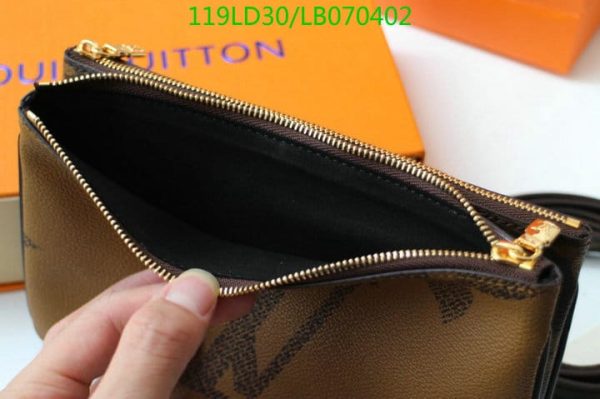 Louis Vuitton 1:1 Mirror Replica Double Zip Pochette Bag LB07040212367