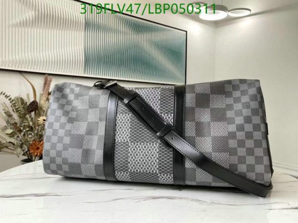 Louis Vuitton 1:1 Mirror Replica Duffle Bag LBP0503111245