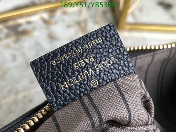 Louis Vuitton 1:1 Mirror Replica EASY POUCH ON STRAP YB53662014256