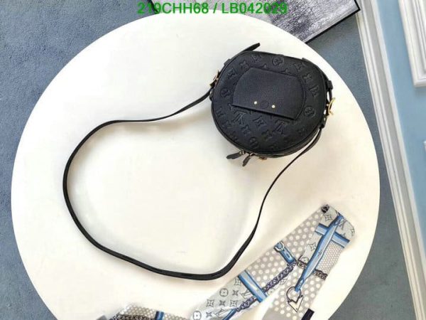 Louis Vuitton 1:1 Mirror Replica Empreinte Sorbonne Backpack Noir LB04202984356