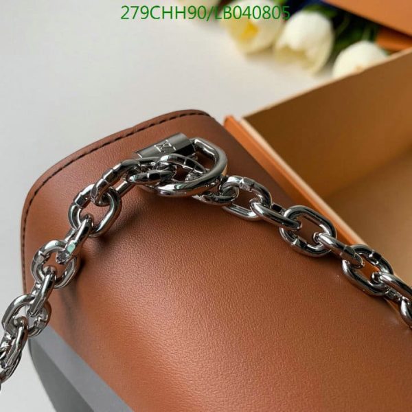 Louis Vuitton 1:1 Mirror Replica Epi Monogram Twist Chain Wallet LB04080531256