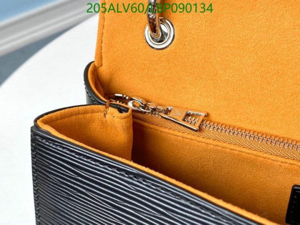 Louis Vuitton 1:1 Mirror Replica Epi Pochette Grenelle Seaside LBP0901344576