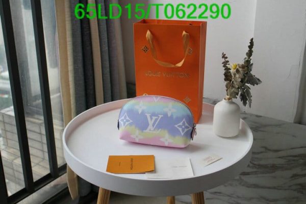 Louis Vuitton 1:1 Mirror Replica Escal Pochette Cosmetic Pouch T062290742349