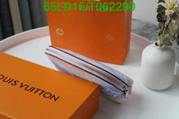 Louis Vuitton 1:1 Mirror Replica Escal Pochette Cosmetic Pouch T062290742349