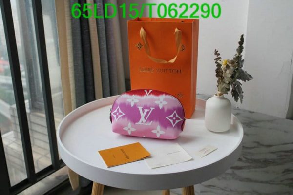 Louis Vuitton 1:1 Mirror Replica Escal Pochette Cosmetic Pouch T062290742349