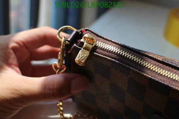 Louis Vuitton 1:1 Mirror Replica Eva Damier Azur Pochette Crossbody Bag LBP0825012654