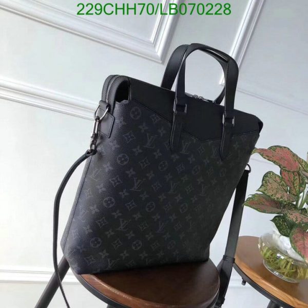 Louis Vuitton 1:1 Mirror Replica Explorer briefcase LB07022812458