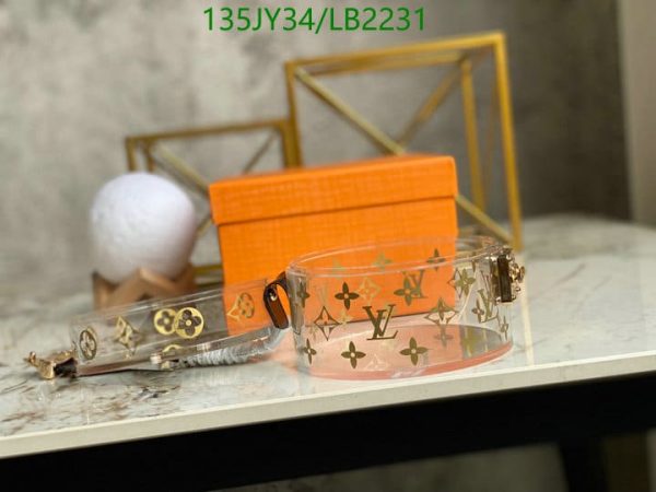 Louis Vuitton 1:1 Mirror Replica Facettes watch box LB22317645327