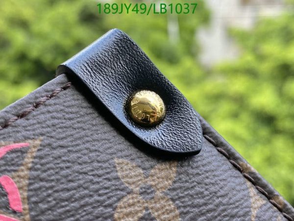 Louis Vuitton 1:1 Mirror Replica Fall In Love Onthego GM Bag LB10371245896