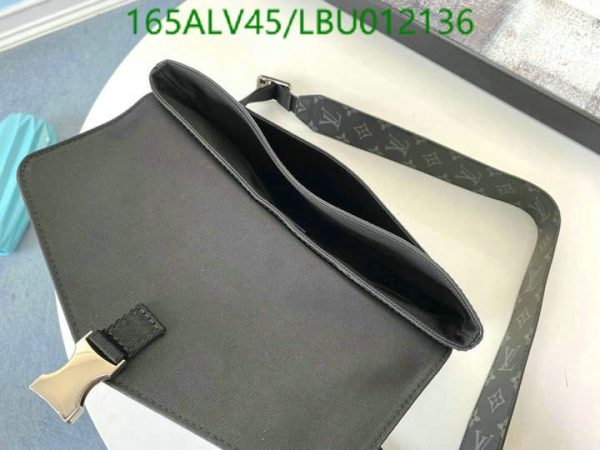 Louis Vuitton 1:1 Mirror Replica Flap messenger shoulder crossbody bag LBU0121362165