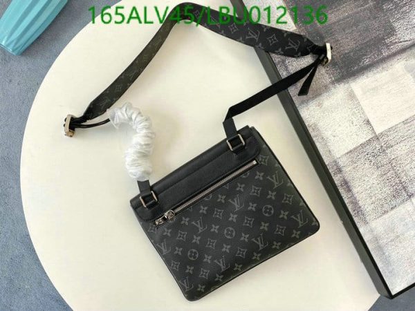 Louis Vuitton 1:1 Mirror Replica Flap messenger shoulder crossbody bag LBU0121362165