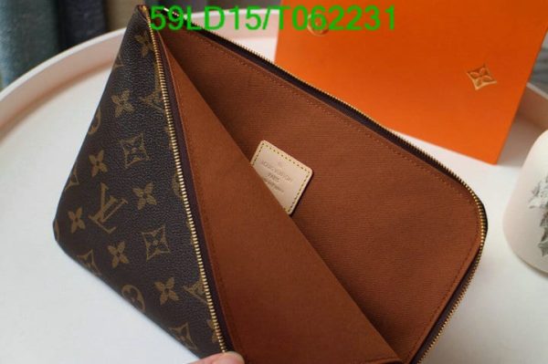 Louis Vuitton 1:1 Mirror Replica Fragment Cabas Light Pochette T062231563157