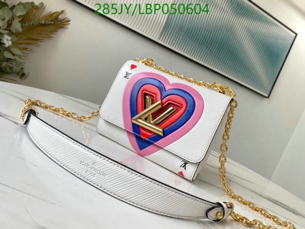 Louis Vuitton 1:1 Mirror Replica Game on Twist Bag LBP0506041259