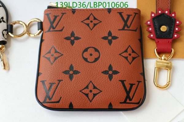 Louis Vuitton 1:1 Mirror Replica Giant Monogram Key Pouch LBP0106061789