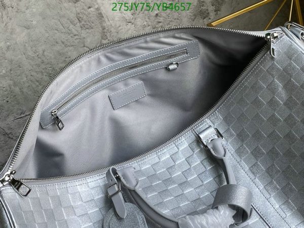 Louis Vuitton 1:1 Mirror Replica Glitter Silver checkered shoulder strap Silvery YB46579412345