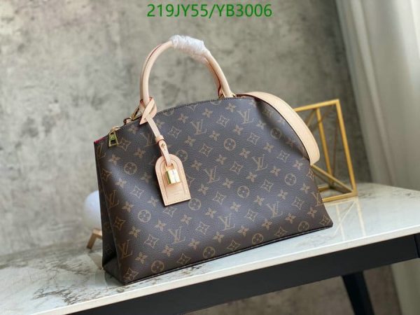 Louis Vuitton 1:1 Mirror Replica Grand Palais Bag YB30061254893