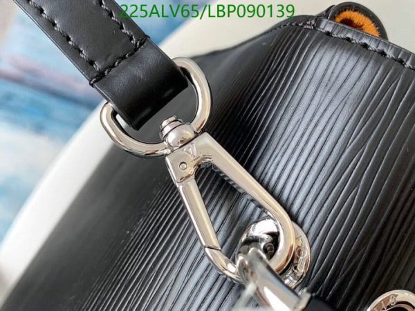 Louis Vuitton 1:1 Mirror Replica Grenelle PM Bag LBP0901395834