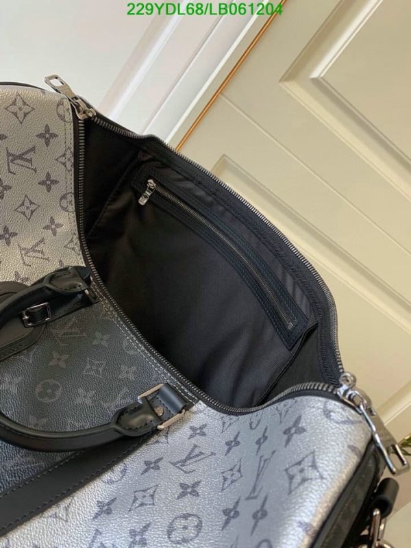 Louis Vuitton 1:1 Mirror Replica Grey Black Printed Louis Vuitton Duffie Bag LB06120494123