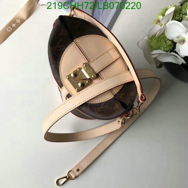 Louis Vuitton 1:1 Mirror Replica HANDLE BAG IN NAPPA LB07022098765