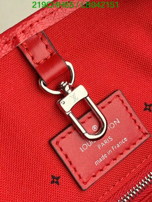 Louis Vuitton 1:1 Mirror Replica Handbag Escale On The Go GM in Red (Tie Dye Rouge)  LB04215178654