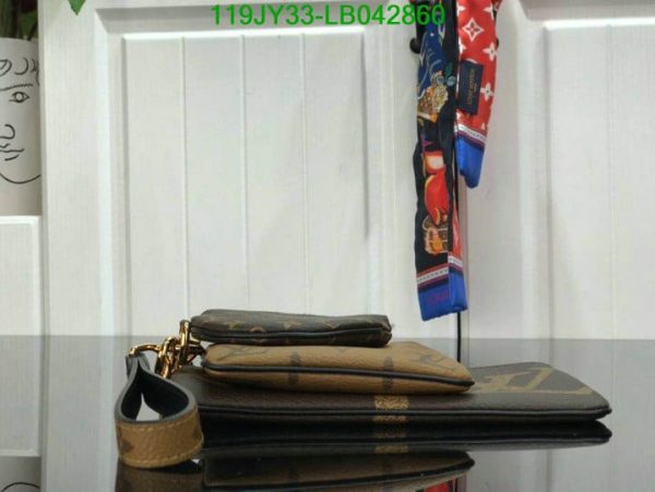 Louis Vuitton 1:1 Mirror Replica Handle covers, Pochette Handle covers LB04286051234