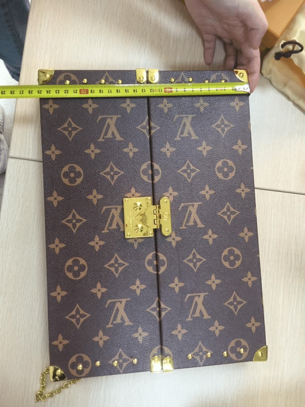 Louis Vuitton 1:1 Mirror Replica Home Mirror Trunk QP03240313675