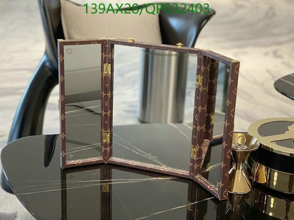 Louis Vuitton 1:1 Mirror Replica Home Mirror Trunk QP03240313675