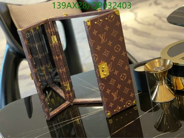 Louis Vuitton 1:1 Mirror Replica Home Mirror Trunk QP03240313675