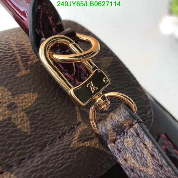 Louis Vuitton 1:1 Mirror Replica Hot Springs Backpack LB06271141258