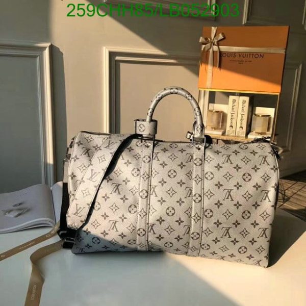 Louis Vuitton 1:1 Mirror Replica KEEPALL Metallic Silver Bag LB05290312598