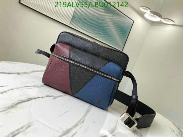 Louis Vuitton 1:1 Mirror Replica Kurt Geiger LBU0121423156