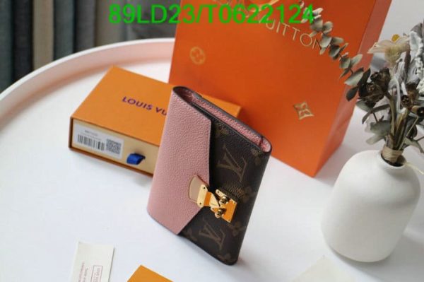 Louis Vuitton 1:1 Mirror Replica Leather Portefeuille Ariane Raisin Tri-Fold Wallet T062212431267