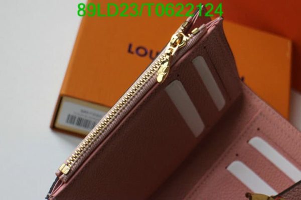 Louis Vuitton 1:1 Mirror Replica Leather Portefeuille Ariane Raisin Tri-Fold Wallet T062212431267