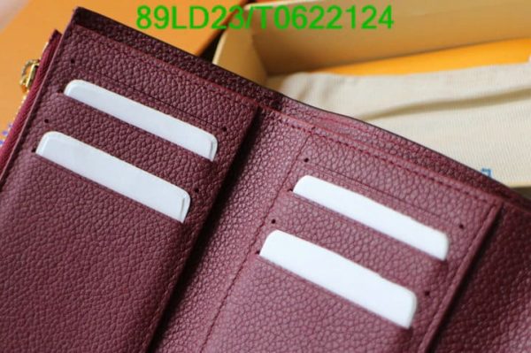 Louis Vuitton 1:1 Mirror Replica Leather Portefeuille Ariane Raisin Tri-Fold Wallet T062212431267