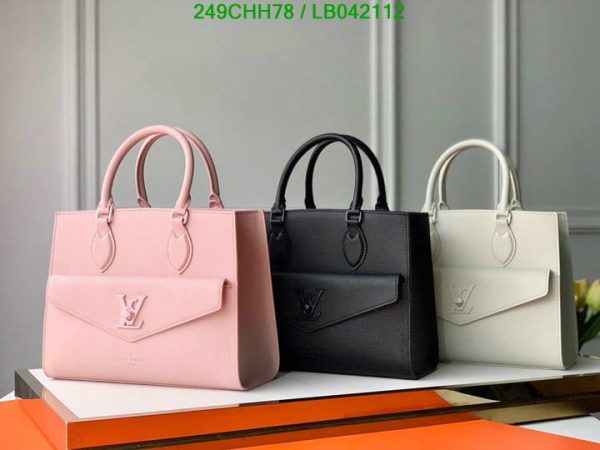 Louis Vuitton 1:1 Mirror Replica Lock Meet Tote PM 2Way Bag White LB04211226324