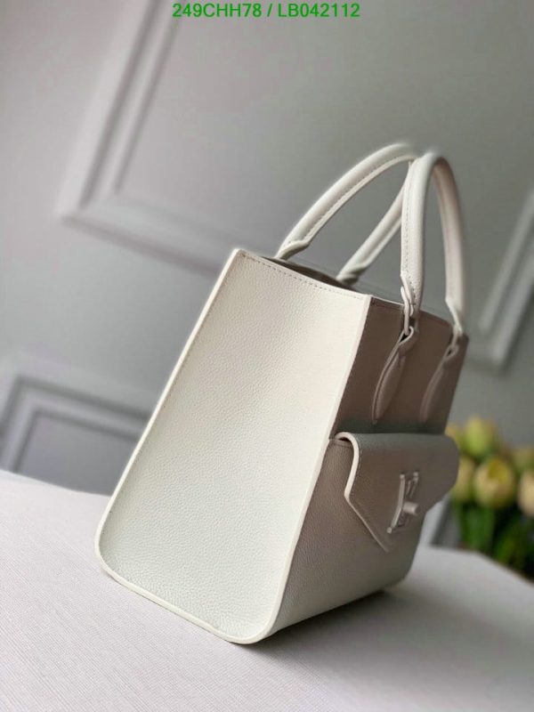 Louis Vuitton 1:1 Mirror Replica Lock Meet Tote PM 2Way Bag White LB04211226324