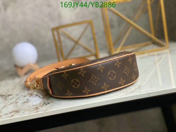 Louis Vuitton 1:1 Mirror Replica Loop Chain Hobo Crossbody Croissant Bag YB28861245896