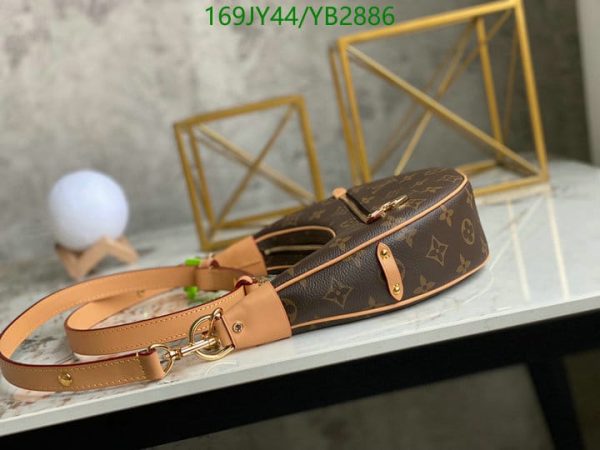 Louis Vuitton 1:1 Mirror Replica Loop Chain Hobo Crossbody Croissant Bag YB28861245896