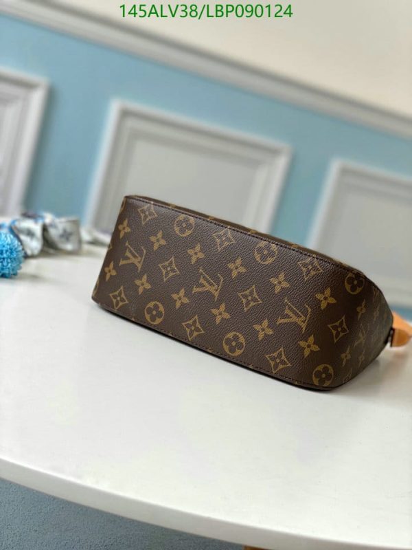 Louis Vuitton 1:1 Mirror Replica Looping MM shoulder bag LBP0901247682