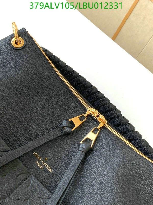 Louis Vuitton 1:1 Mirror Replica Maida Hobo Bag LBU0123314123