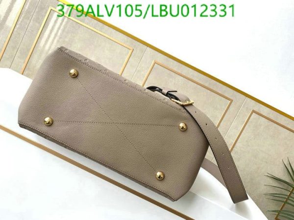 Louis Vuitton 1:1 Mirror Replica Maida Hobo Bag LBU0123314123