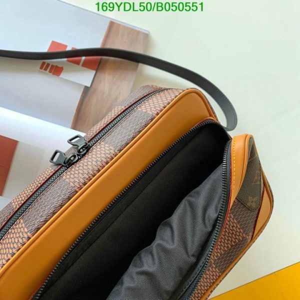 Louis Vuitton 1:1 Mirror Replica Men Bag B050551970345