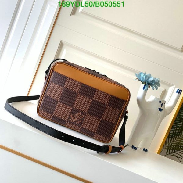 Louis Vuitton 1:1 Mirror Replica Men Bag B050551970345