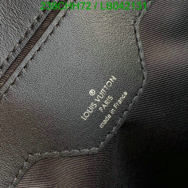 Louis Vuitton 1:1 Mirror Replica Men’s Tote LB04213117423