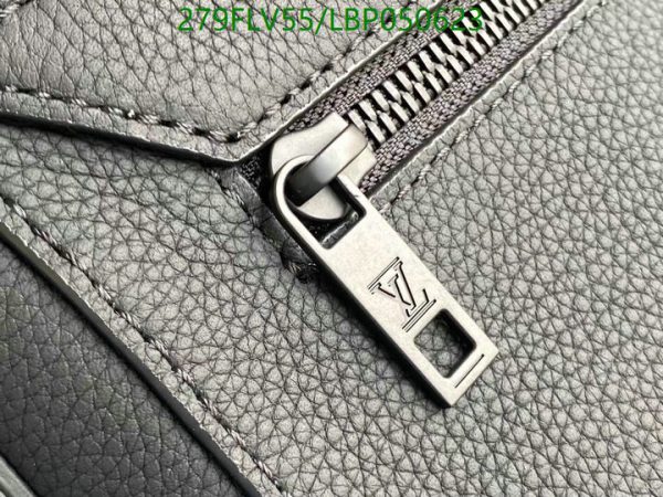 Louis Vuitton 1:1 Mirror Replica Messenger Aerogram LBP0506239675