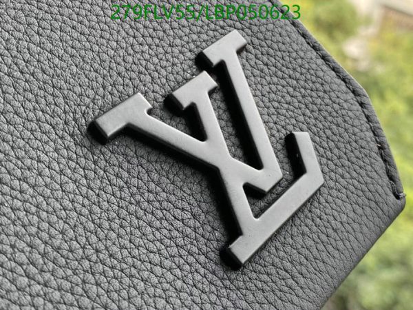 Louis Vuitton 1:1 Mirror Replica Messenger Aerogram LBP0506239675