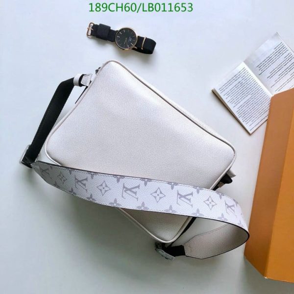 Louis Vuitton 1:1 Mirror Replica Messenger Bag LB01165375843