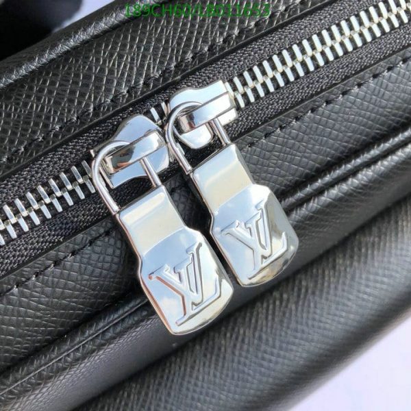 Louis Vuitton 1:1 Mirror Replica Messenger Bag LB01165375843